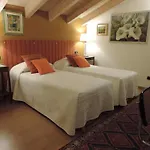 La Collina Since 2008 No Smoking 3*