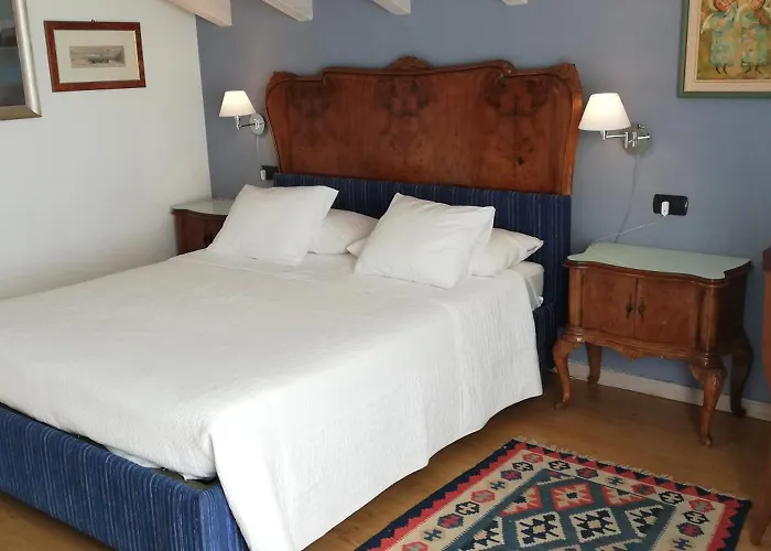 La Collina Since 2008 No Smoking Bed & Breakfast Varese