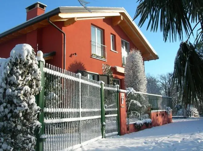 Bed & Breakfast La Collina Since 2008 No Smoking 3*