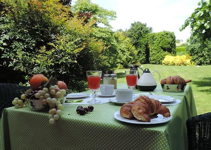 La Collina Since 2008 No Smoking Bed & Breakfast Varese