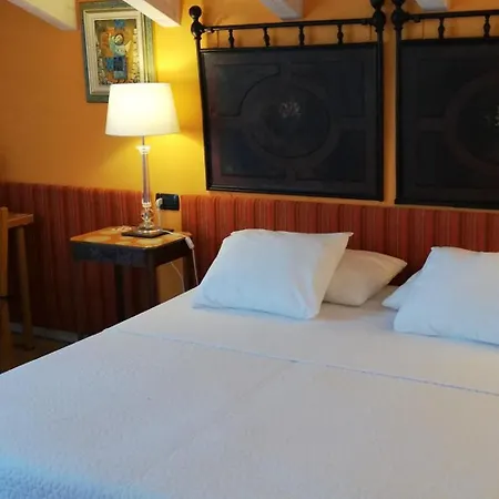 La Collina Since 2008 No Smoking Bed & Breakfast Varese