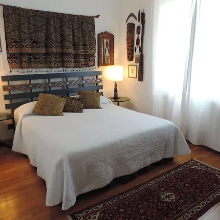 La Collina Since 2008 No Smoking Bed & Breakfast
