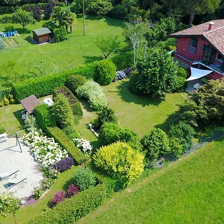 La Collina Since 2008 No Smoking Bed & Breakfast